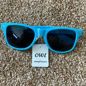 Owl Classic 80’s Dark Lens power blue Sunglasses